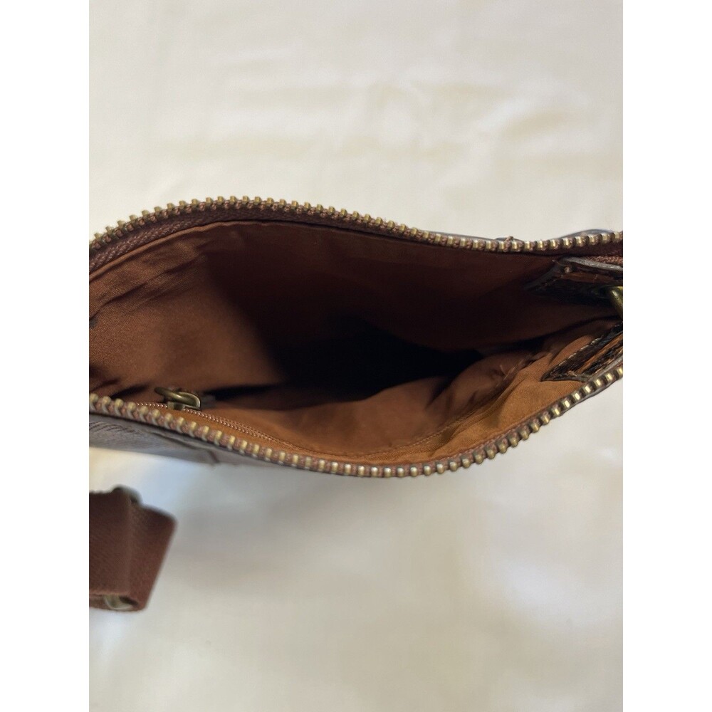 Time and Tru's Bentley Small Crossbody Shoulder Bag Purse Faux Snakeskin Pattern - Picture 3 of 4